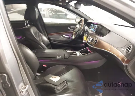 2015 Mercedes-Benz S 550 4Matic z USA, uszkodzony, nr VIN WDDUG8FB4FA161237